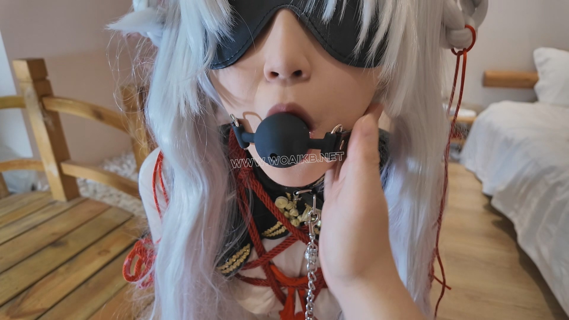 苏苏_不知火cos 五角星自缚镣铐震动棒跳蛋玩耍+跪爬sp扇脸口积极 预览图 15