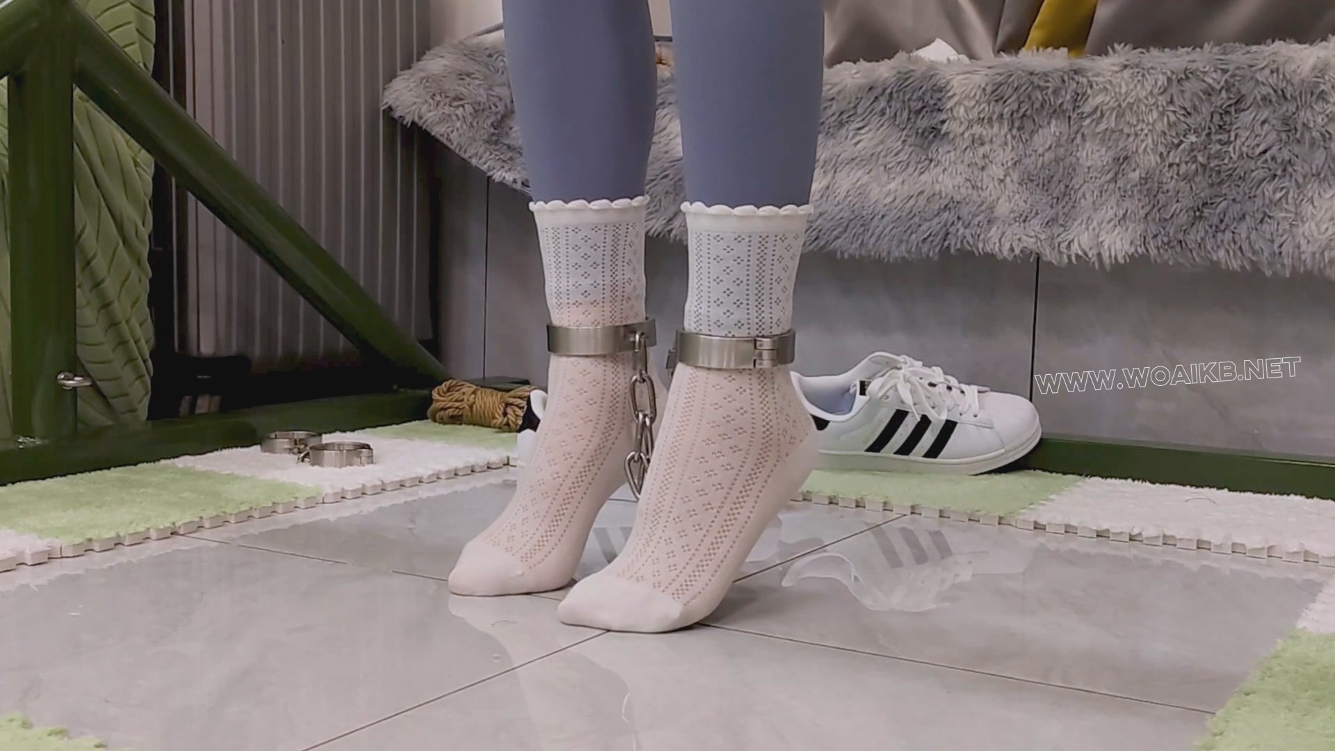 《被调教的薇薇》第六集 [定拍]-强制踮脚吊缚 第六集来了 薇薇被要求身穿瑜伽裤＋... 预览图 8