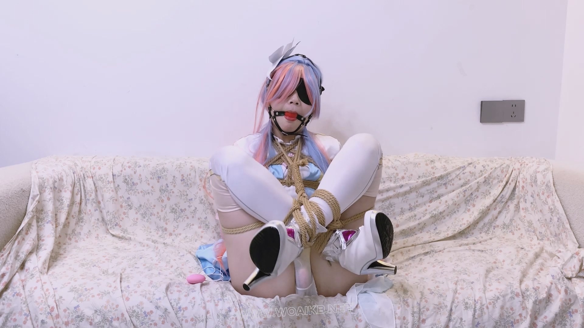 《二次元少女系》-客户定拍-第五集-唐舞桐cos+日式紧缚+胸缚+蛇缚并腿缚+紧缚驷马+... 预览图 9