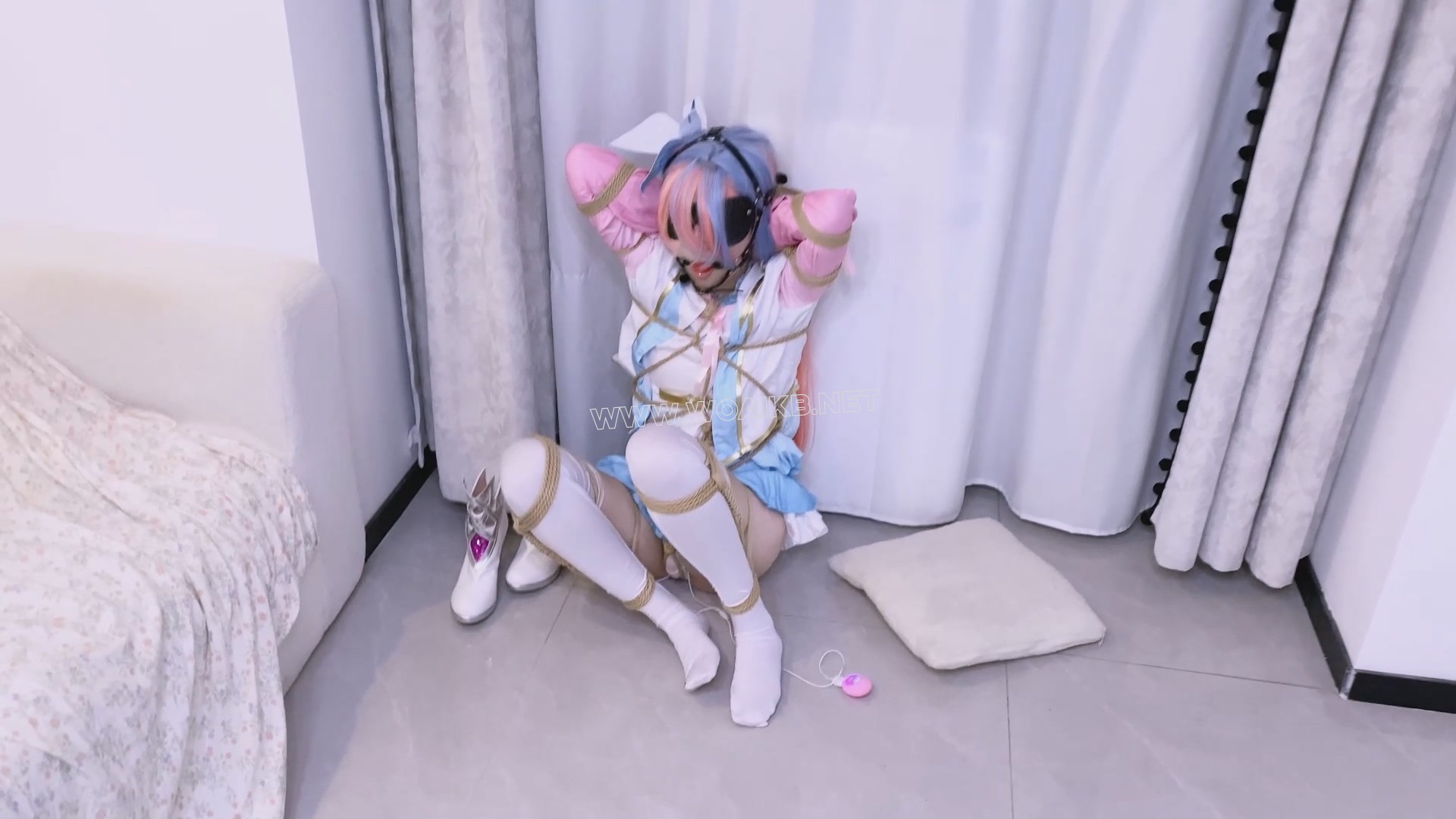 《二次元少女系》-客户定拍-第五集-唐舞桐cos+日式紧缚+胸缚+蛇缚并腿缚+紧缚驷马+... 预览图 18