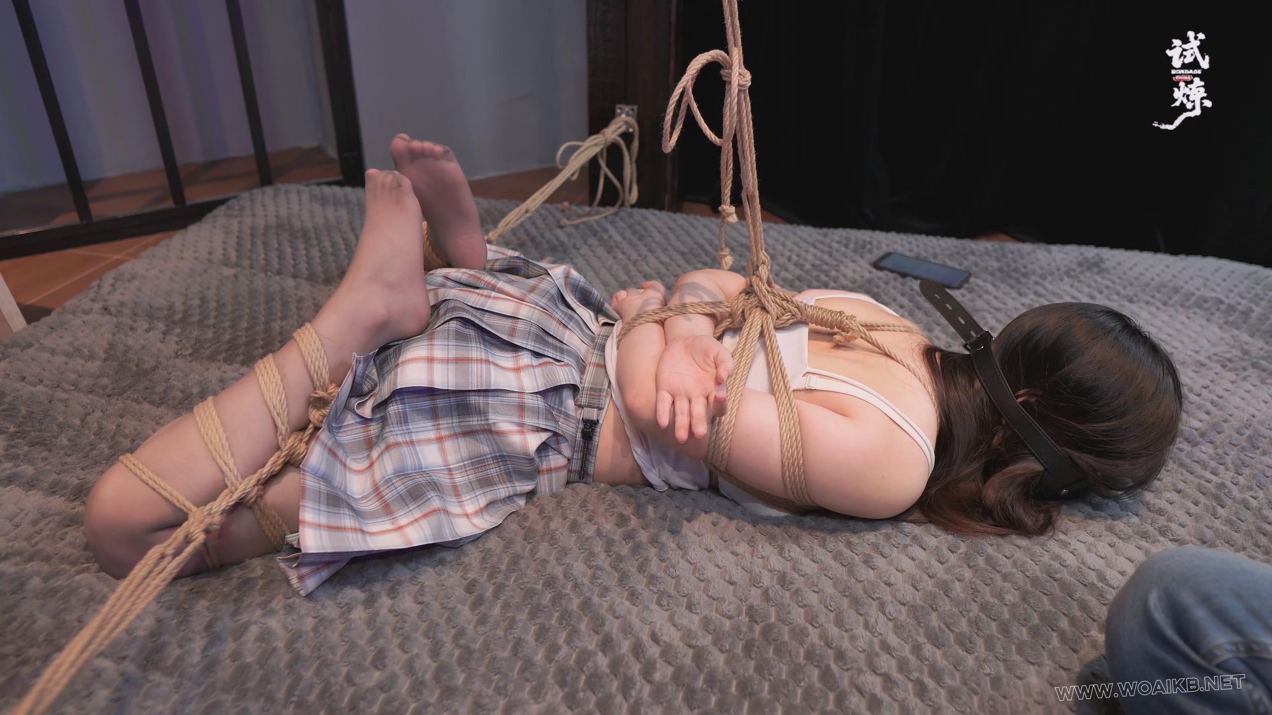 素人萌妹（柚子）驷马+M分腿缚+啵啵贝+郊狼体验（真实调教，羞涩懵懂，语言挑逗，... 预览图 1