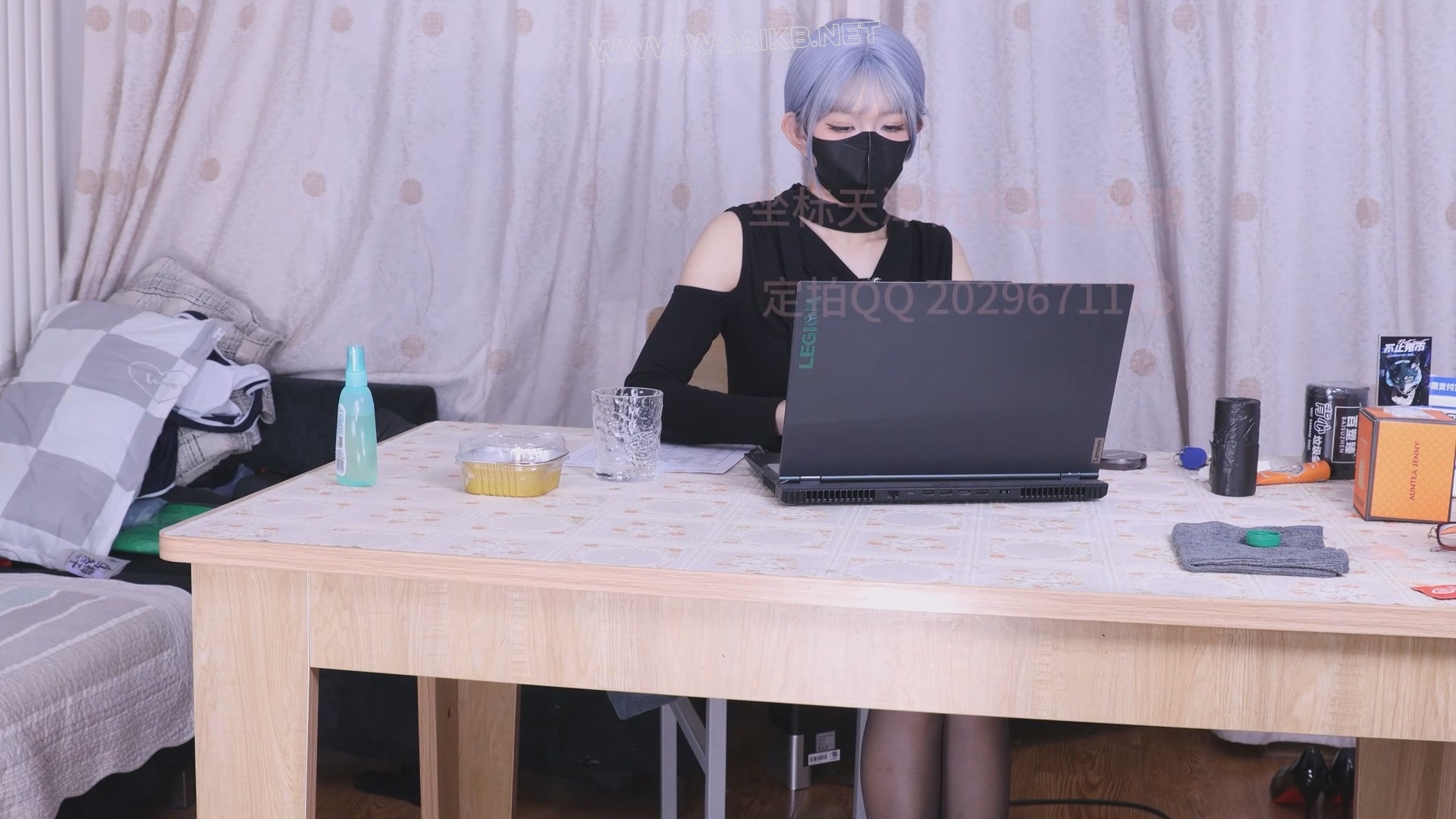 女总裁雪儿羞耻姿势play，被对象在办公室捆绑放置，口水收集，qg 预览图 2