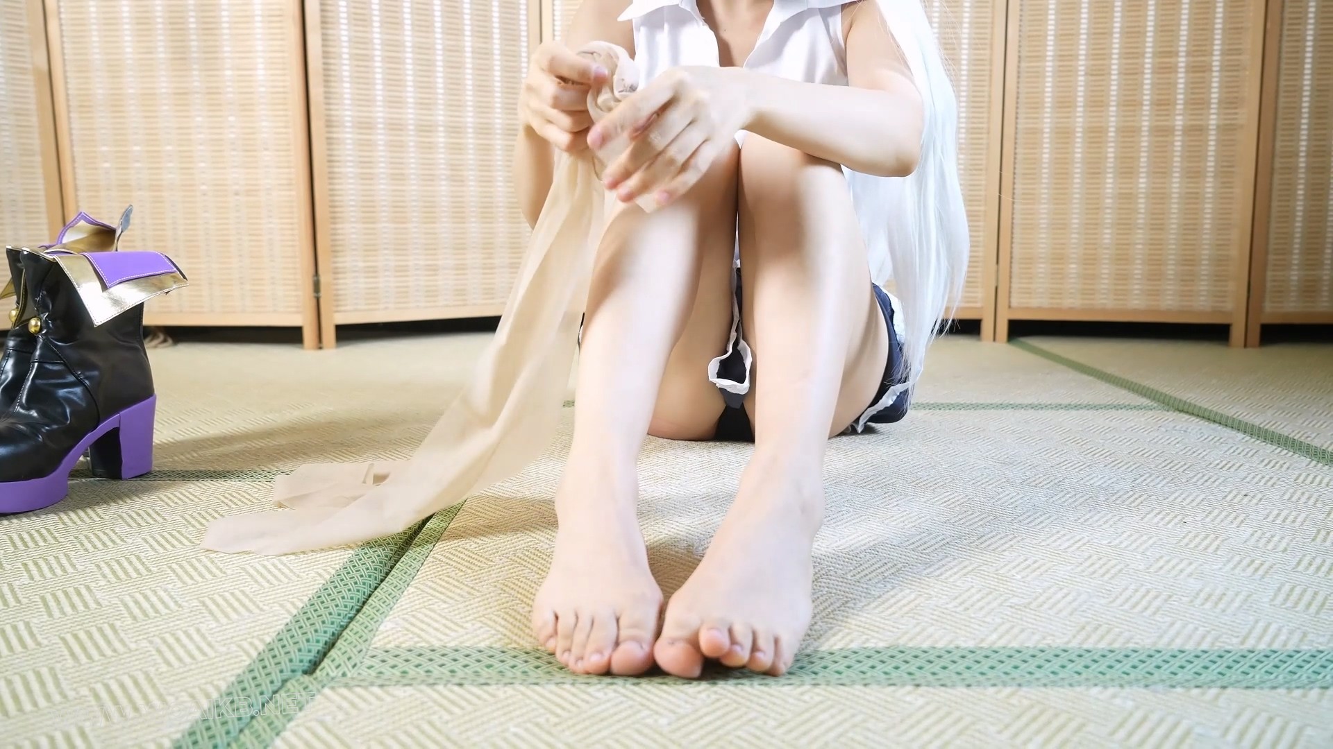 嗷嗷+小0的双人cos来袭！两个角色，四条美丝，尽享诱惑！