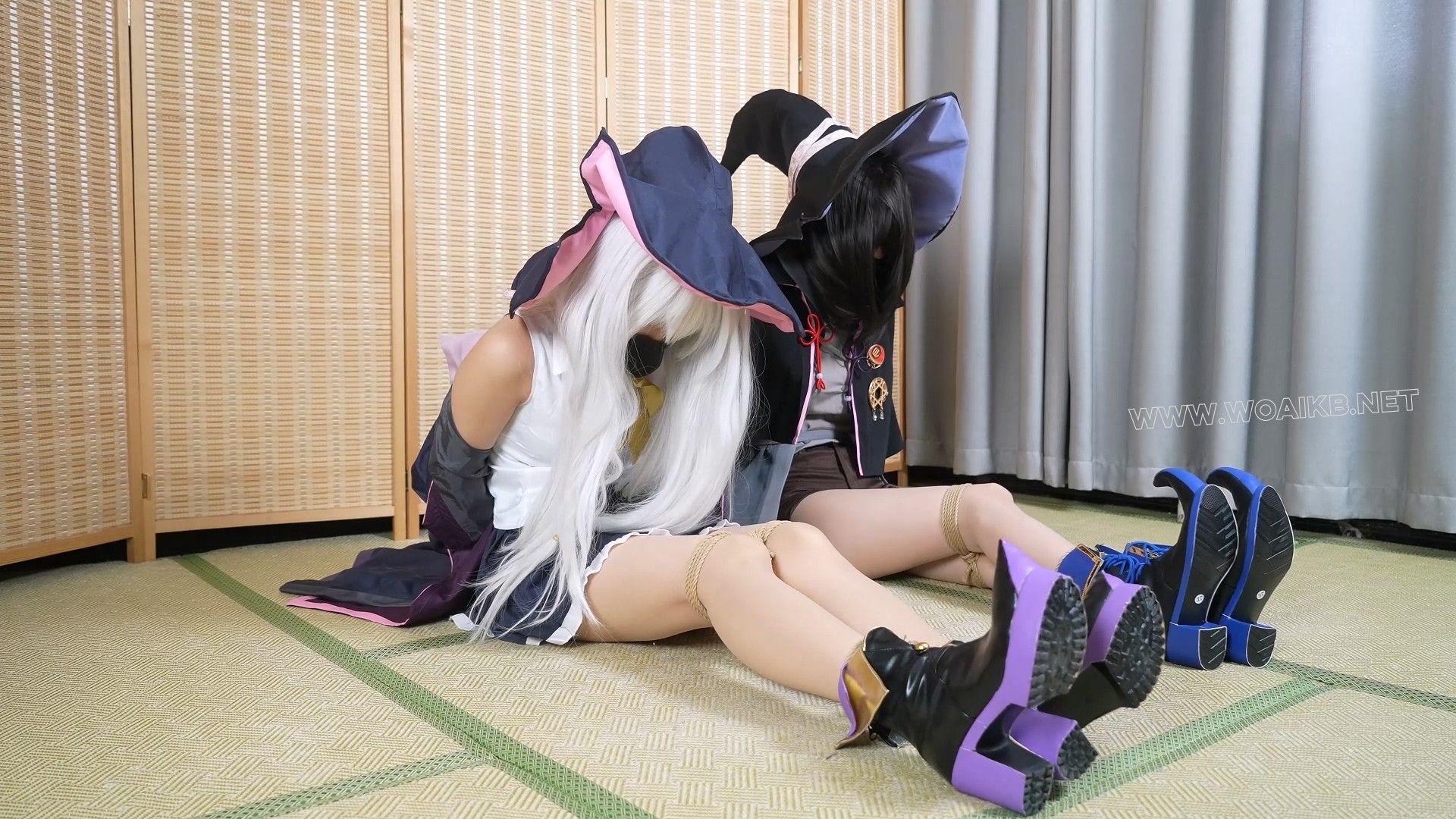 嗷嗷+小0的双人cos来袭！两个角色，四条美丝，尽享诱惑！ 预览图 4