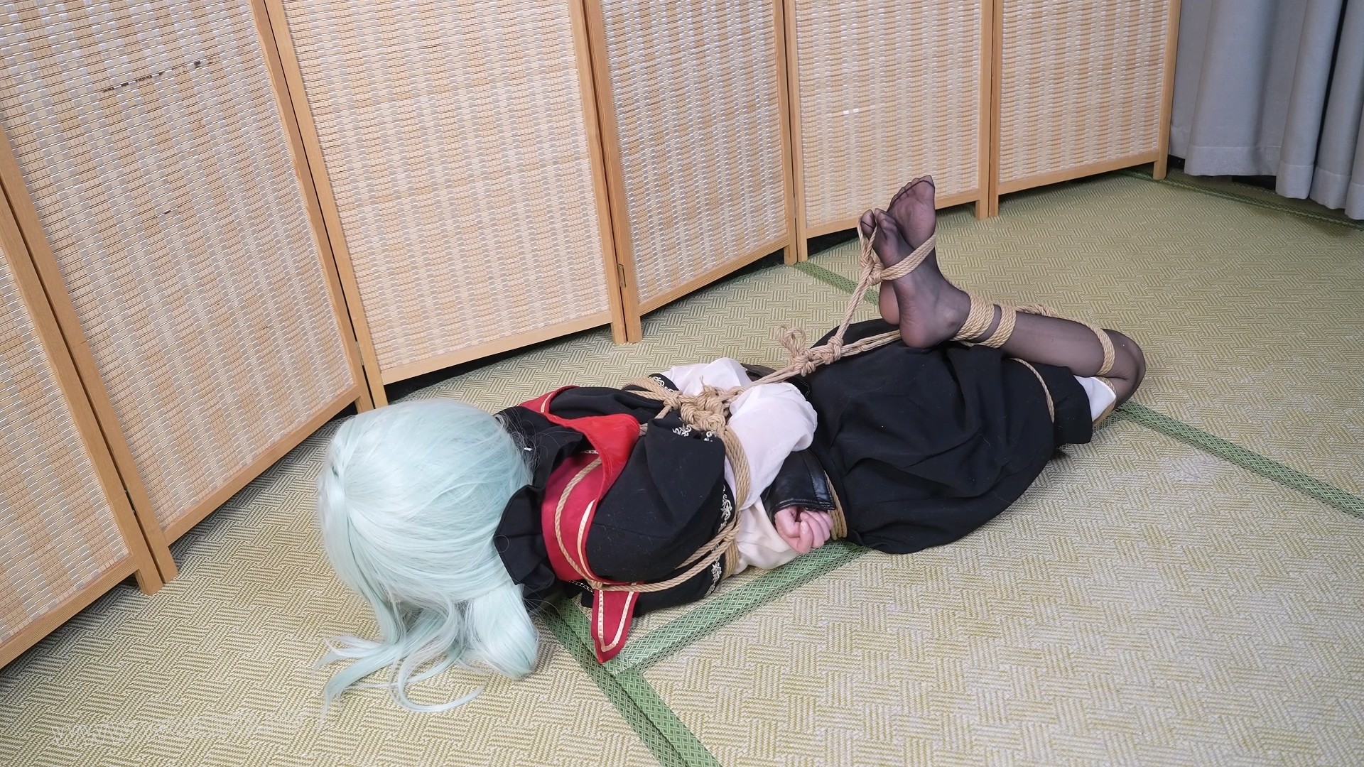 嗷嗷cos若叶睦，捆绑玩弄折磨！满地打滚！ 预览图 18