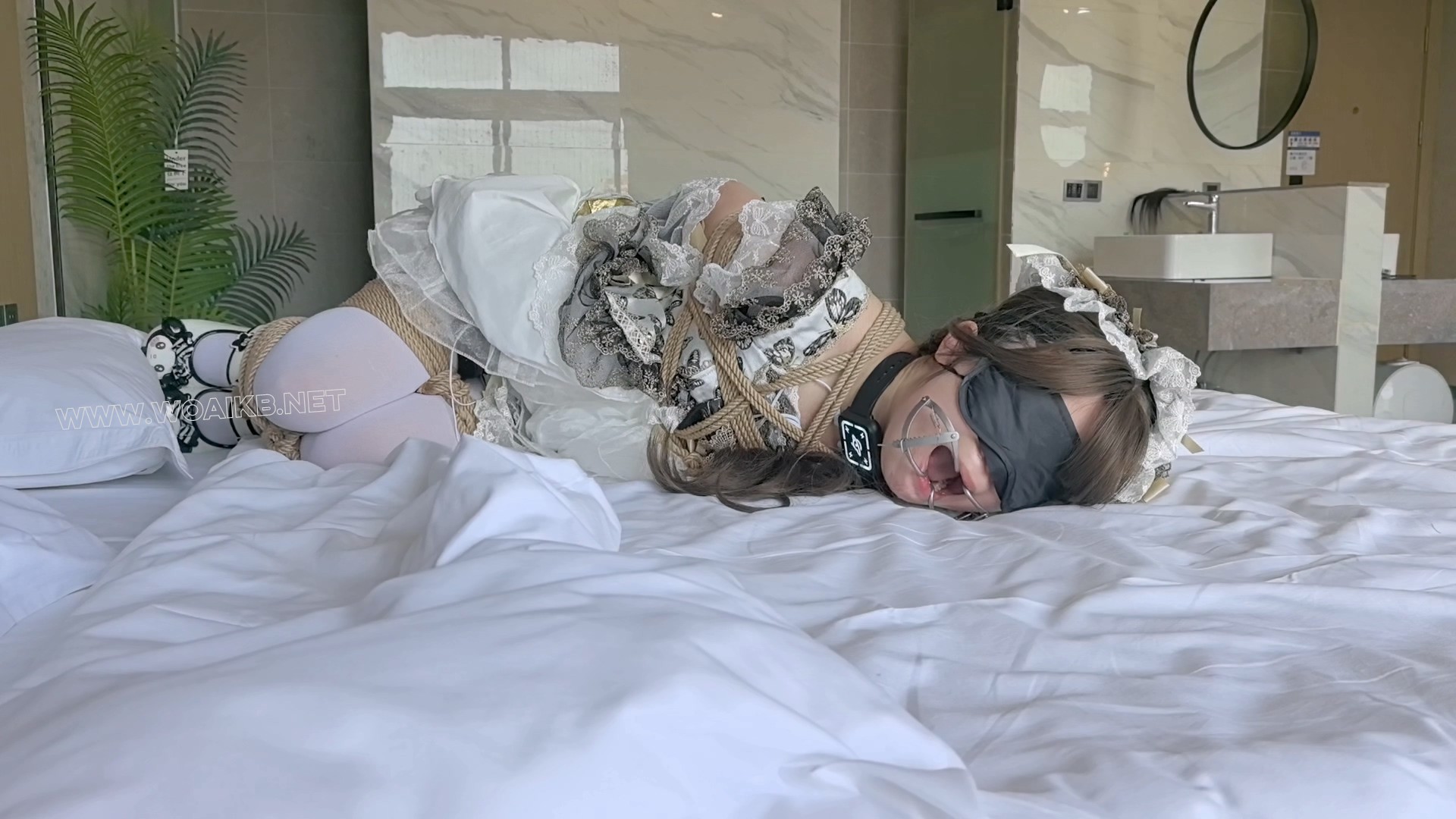 ◤暴走的小萝莉◢完美的诠释了什么叫反复鞭shi，剧本很好，不过模特以后应该不敢接... 预览图 21