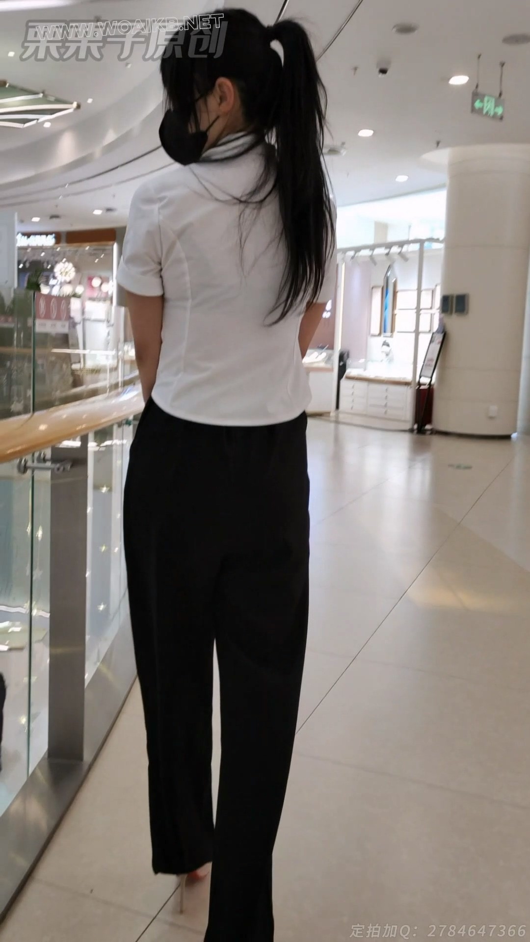 《被命令的女销售 08》 户外调教、商场强高、奶茶店强高、假丁丁调教、假Y具、高跟... 预览图 5