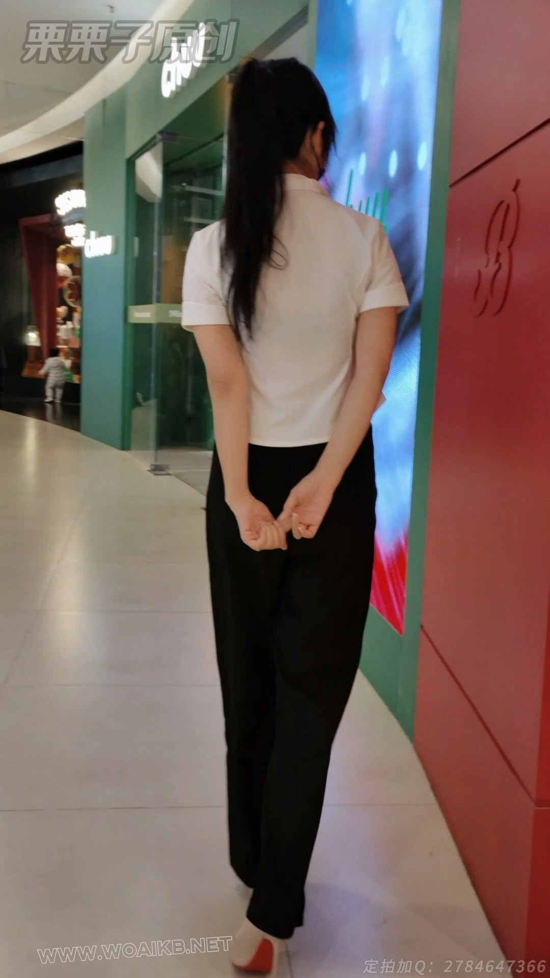 《被命令的女销售 08》 户外调教、商场强高、奶茶店强高、假丁丁调教、假Y具、高跟... 预览图 9