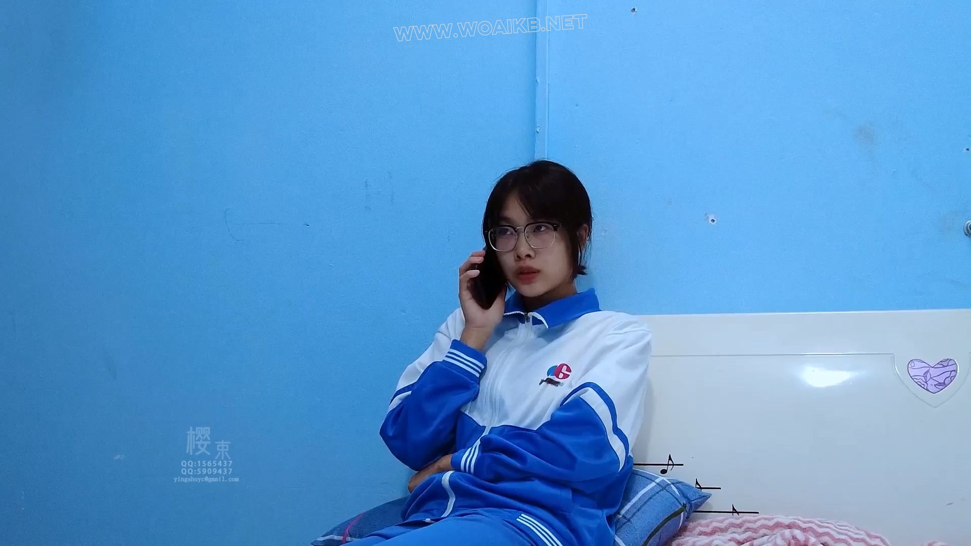 变态小偷入室迷晕学生玩弄固定在开腿刑椅上全身挠痒折磨！刺激玩弄胸部小红豆！ 《...