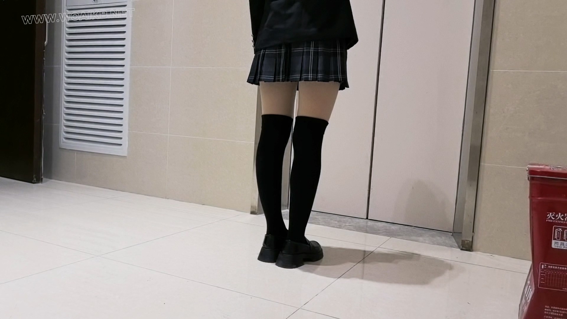 ◤微映『瘾女』◢老师说 镜头会说话了就算毕业了 与其说是调教片 不如说是纪录片 ... 预览图 7