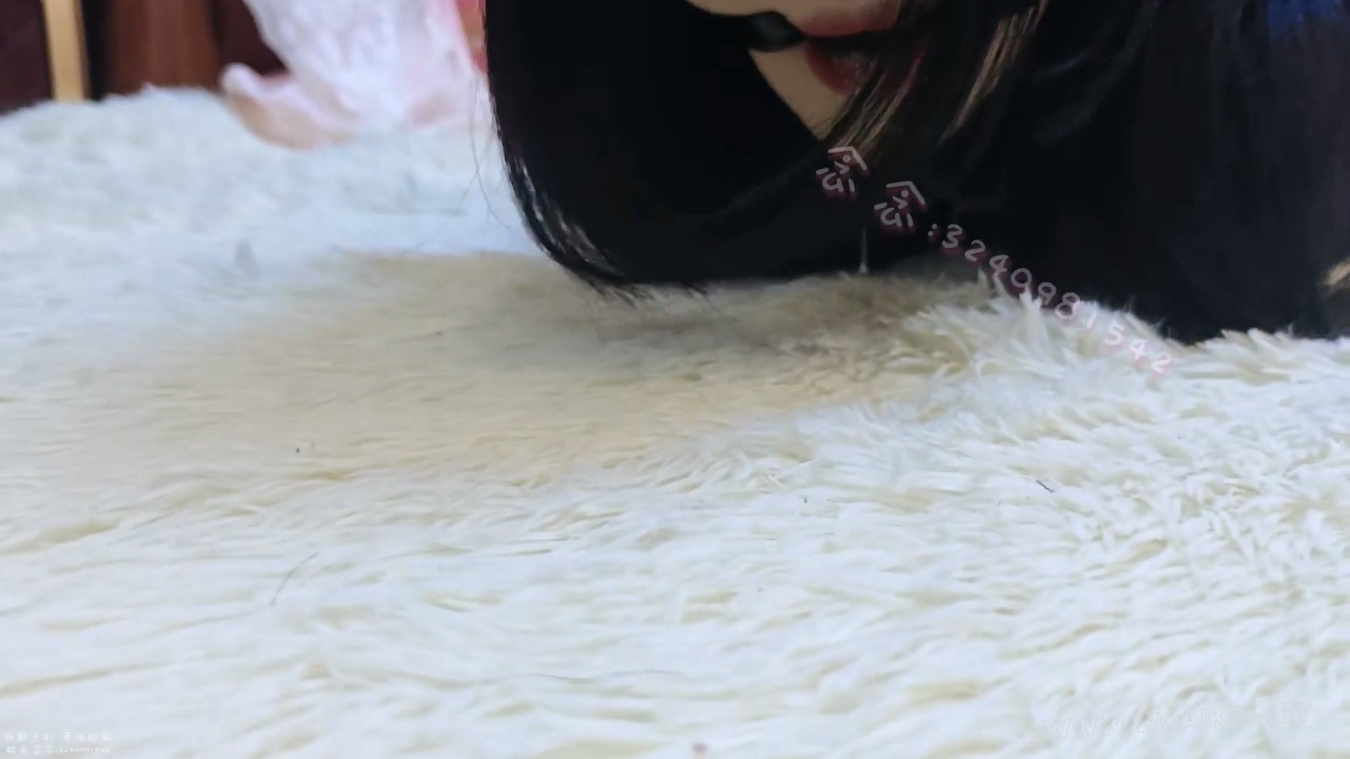 【念念】露背死库水 真空念念 双马尾白丝过膝袜一字马 龟甲缚＋口球堵嘴流口水＋蒙... 预览图 14