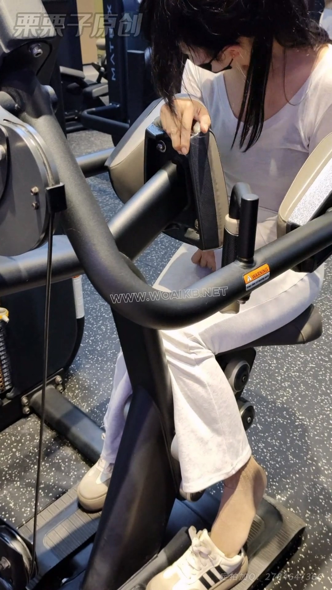 《被强制的妹妹 03》 户外强高、健身房调教、健身房强高、假丁丁、瑜伽裤、反复强高 预览图 10