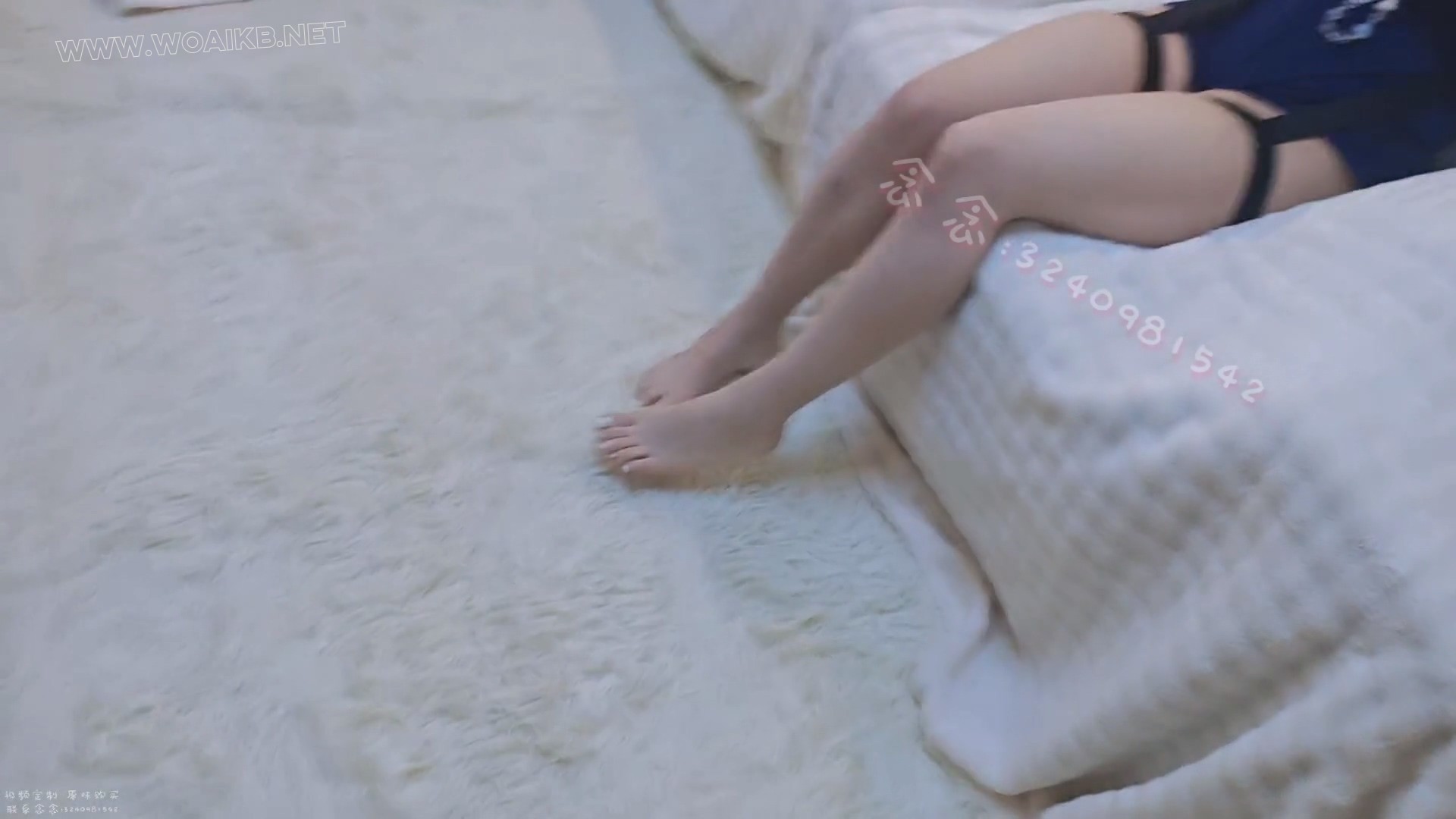 【念念】【定拍】女jing念念 裸足绑脚趾 脚上涂油挣扎 展示足底 tk摸脚挠脚 预览图 2