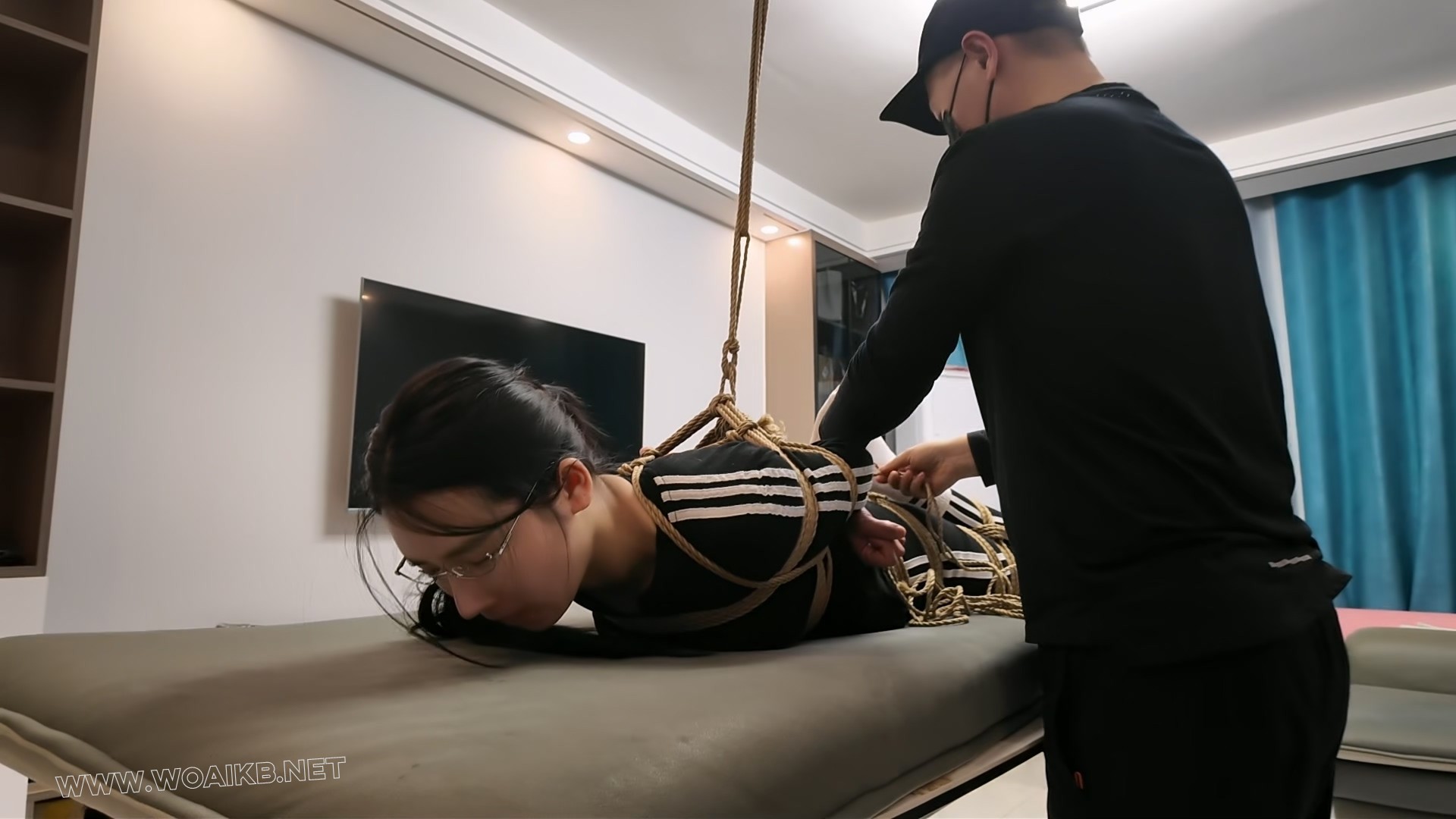 [失禁]空中飞人之十一下集 预览图 4