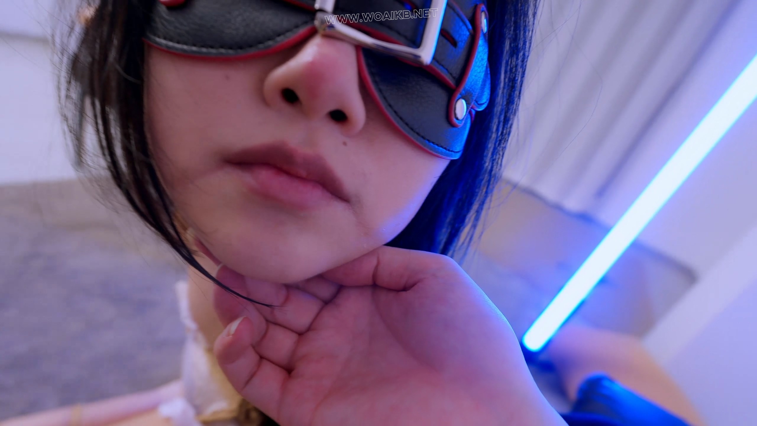 《女友游戏Ⅳ》女友换上性感的睡衣在我面前发sao，忍无可忍绑起来，开腿+股绳+丝袜... 预览图 23