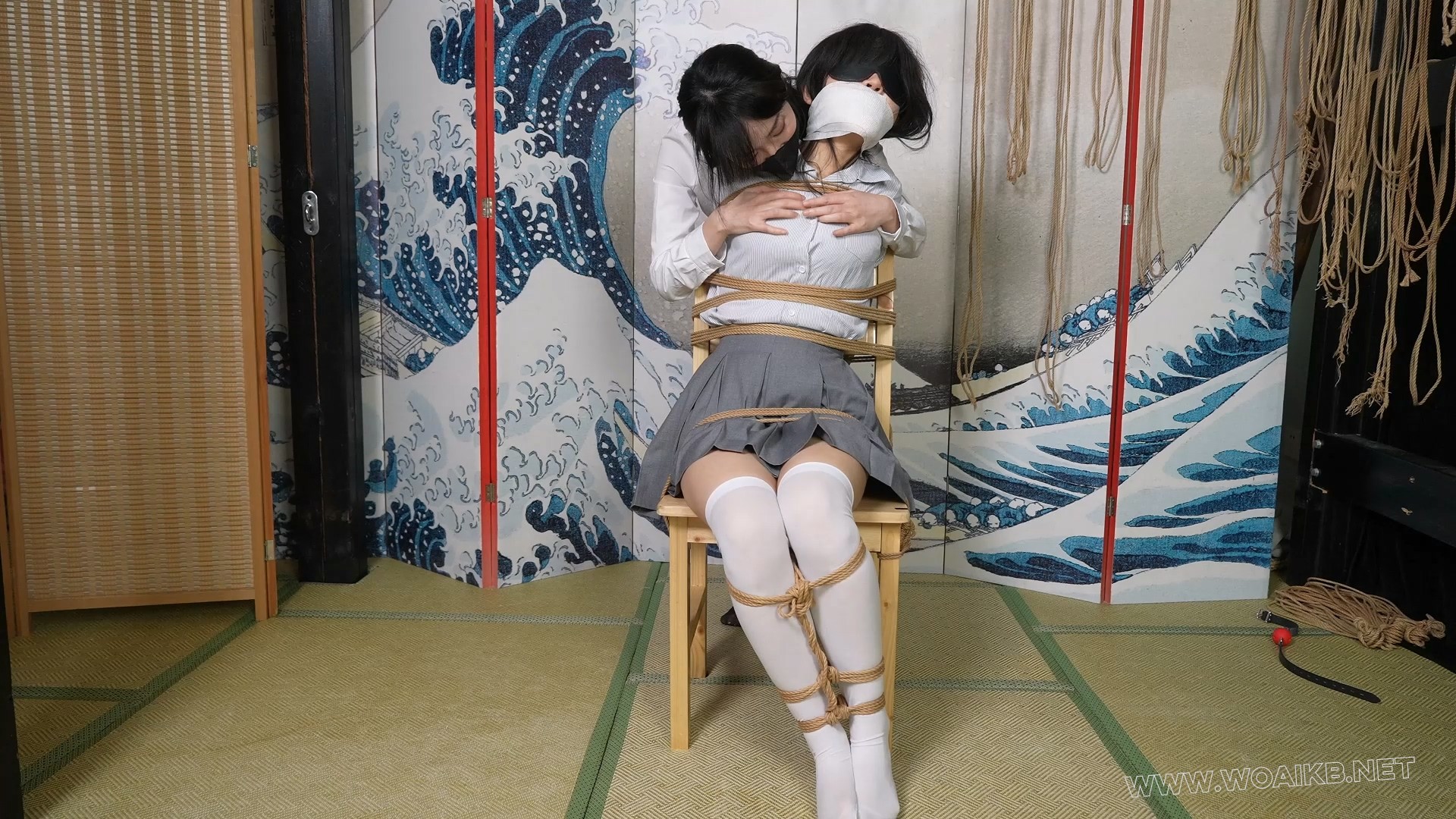 黑白制服双人互玩TK+捆绑玩弄！1h超长番！爽玩篇！ 预览图 5