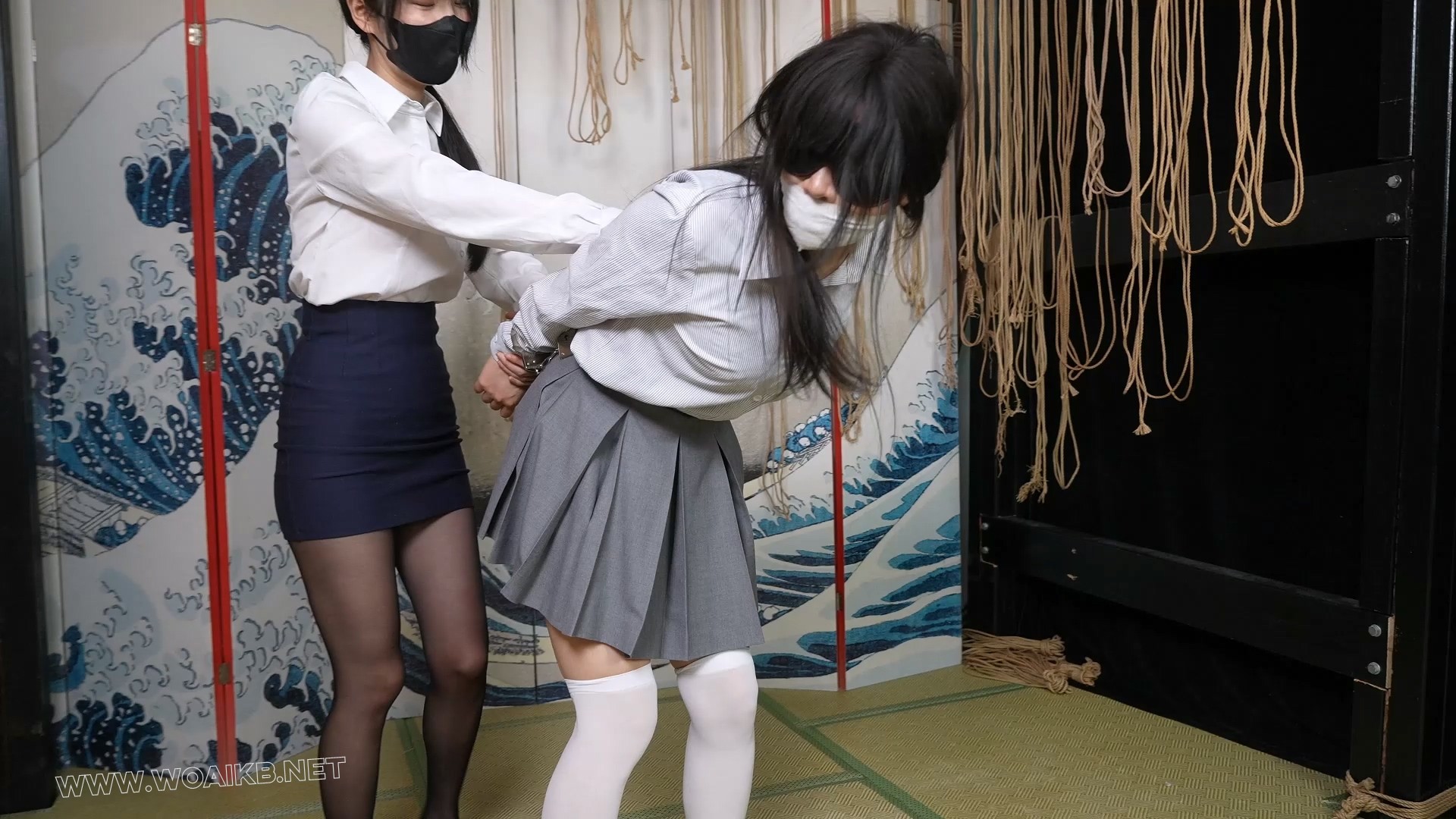 黑白制服双人互玩TK+捆绑玩弄！1h超长番！爽玩篇！ 预览图 8