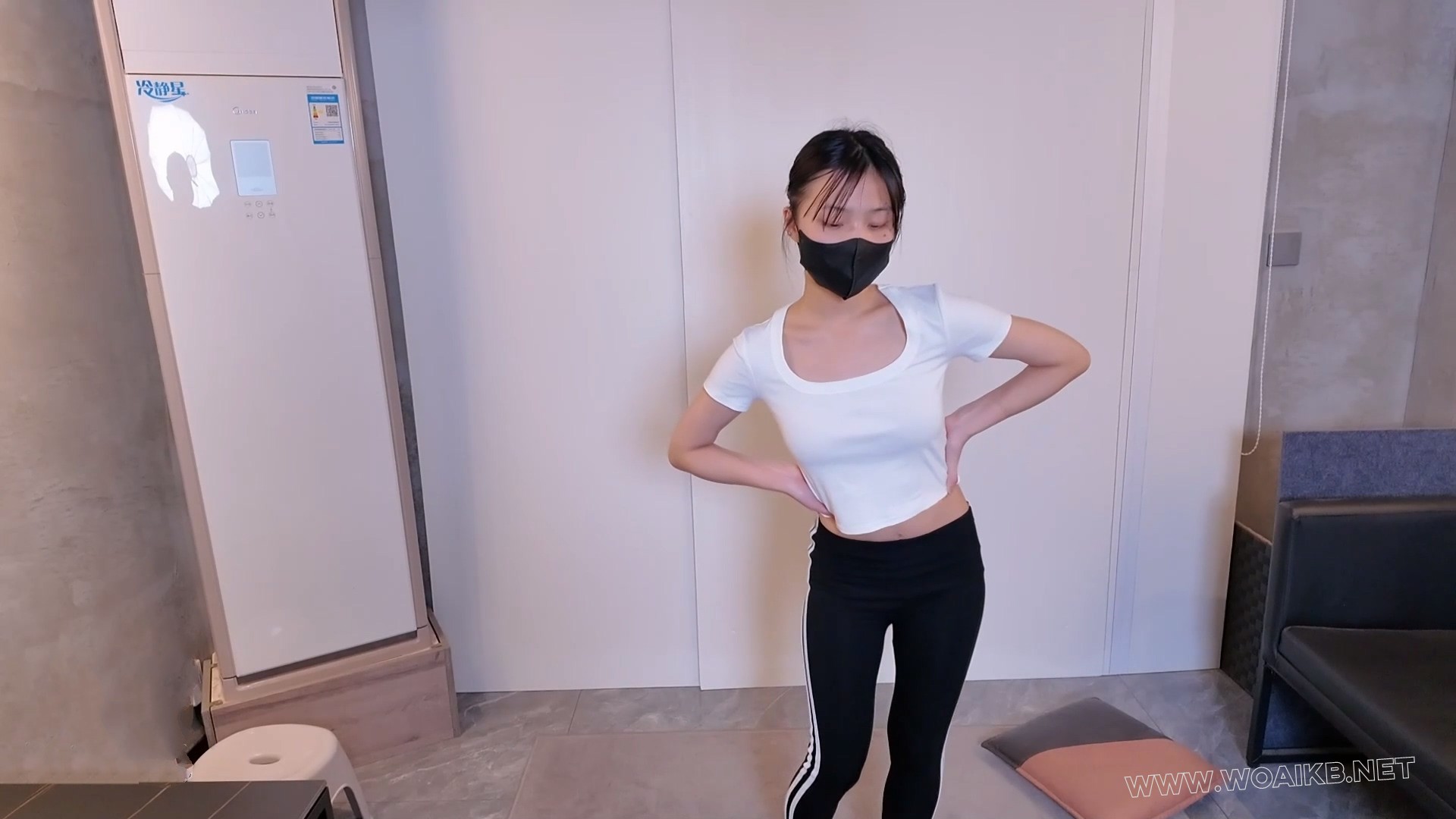 反差雯雯，  TK大作战 上 反差雯雯 内衣捆绑 TK作战 互相较劲 强高羞辱 强制TK 精... 预览图 2