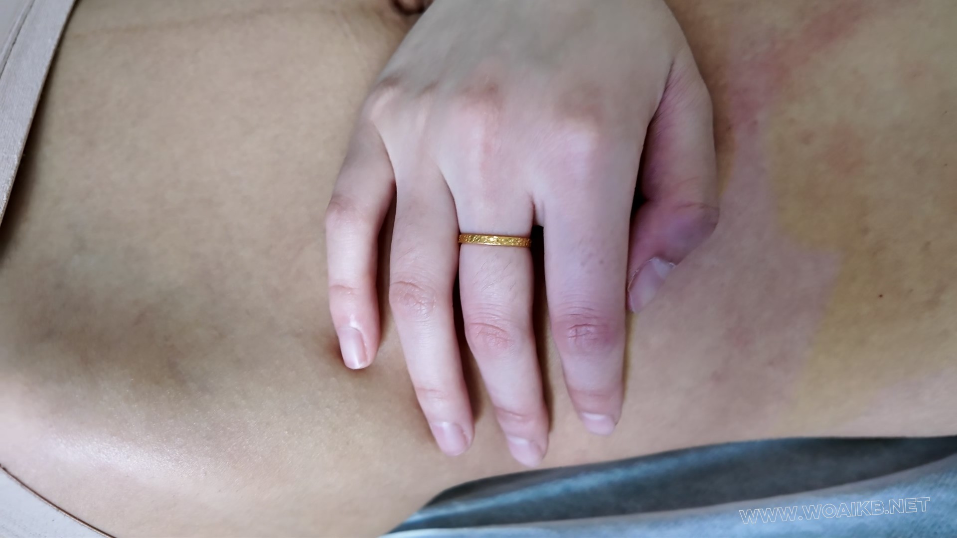 《俩女孩玩TK游戏》 预览图 17