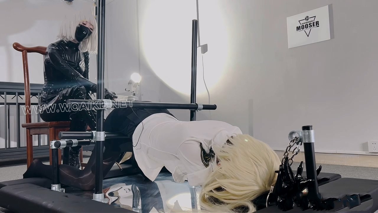 女景的百合调教3 剧情片 中文对白百合调教 胶衣 女景 强制侍奉 强制舔靴 强制高潮 预览图 11