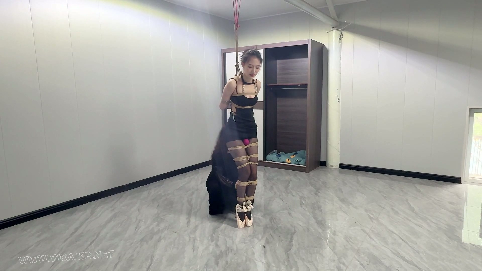 足尖调教（虐足极限后手观音） 预览图 13