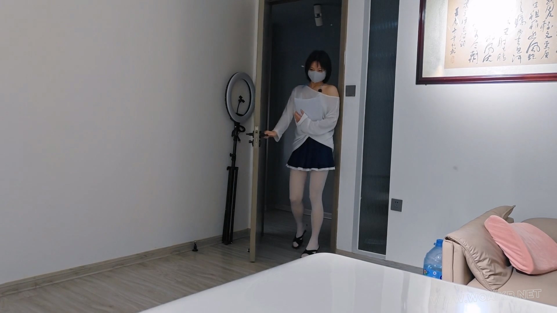 一个听话的女秘书,在办公室里被我玩弄
