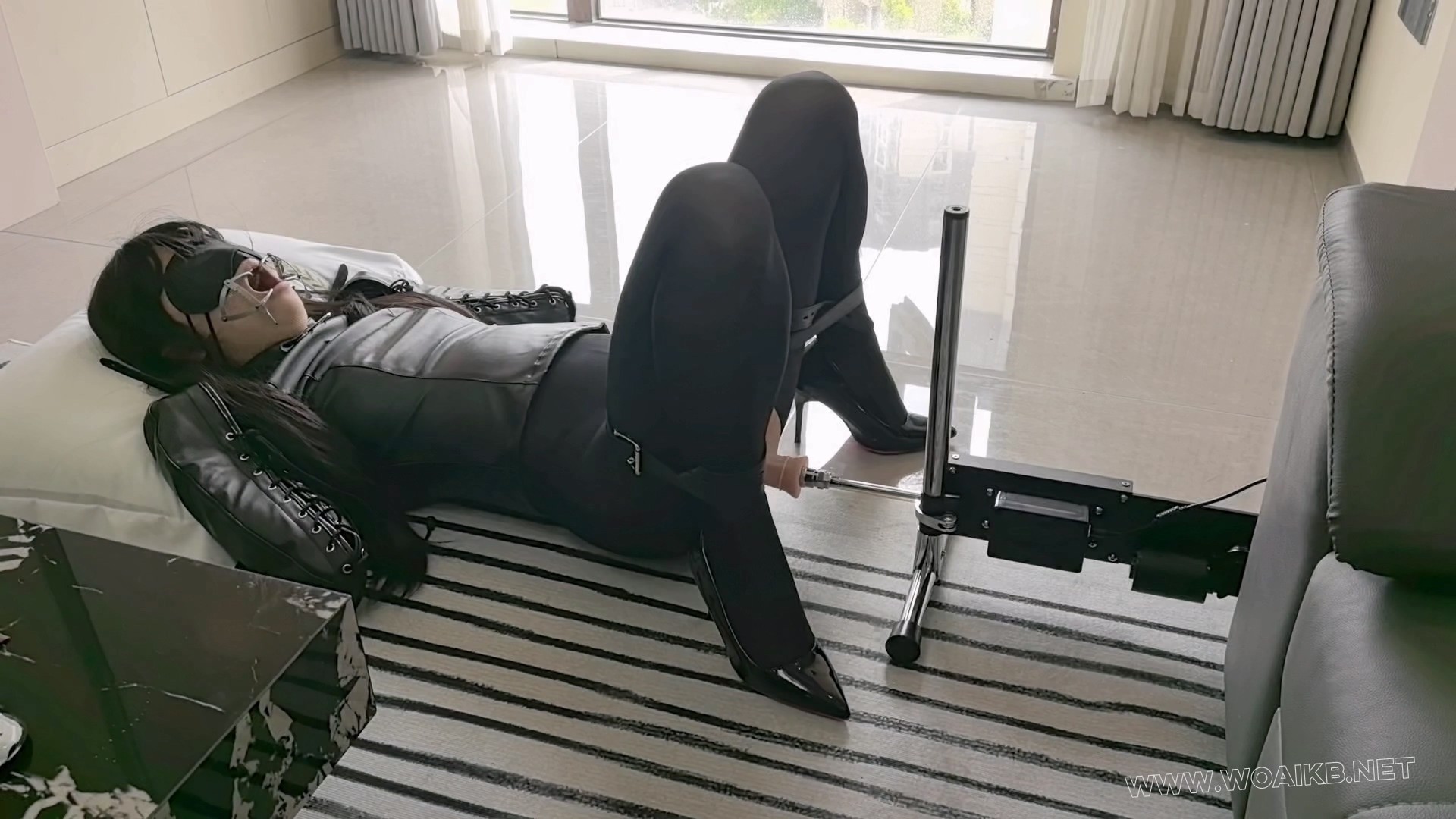 无限高chao硬核来袭 炮机拔出的瞬间疯狂喷射 连体黑丝 K9拘束 肛塞 炮机 贞操... 预览图 10