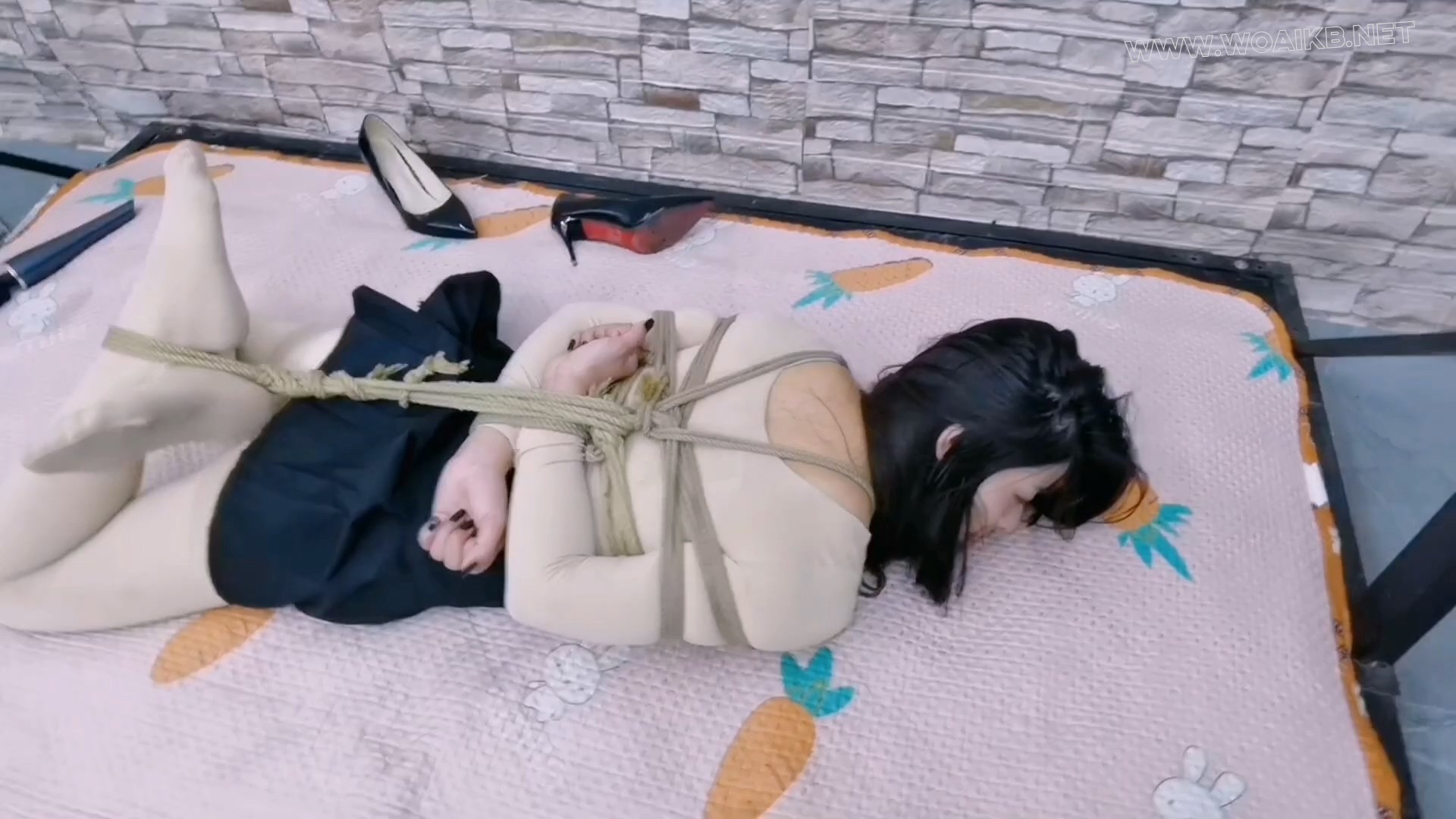 被TK爽死的肉丝高跟希希 预览图 9
