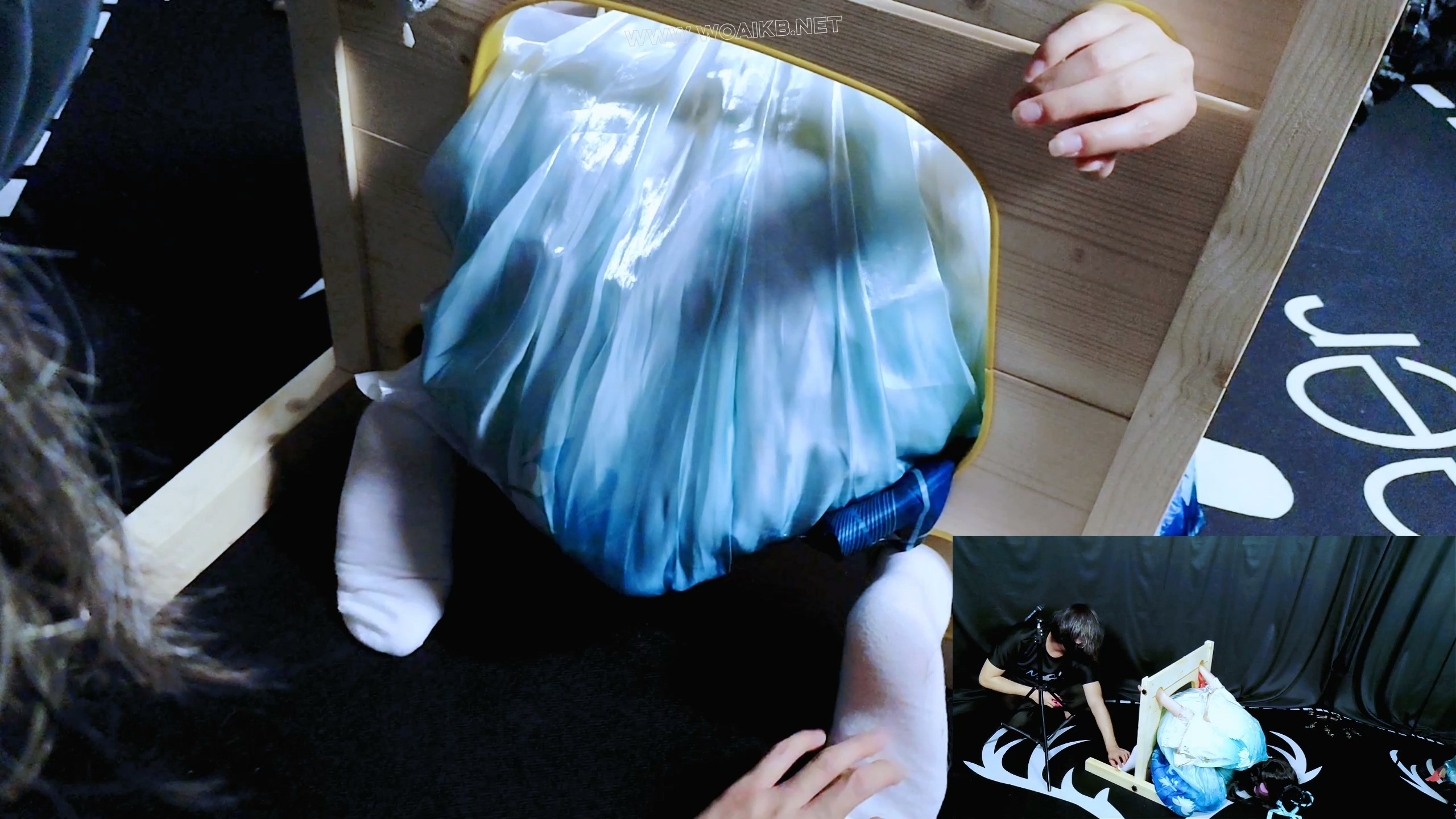 《王者荣耀-西施-诗语江南cos（一）》  偷偷自慰的西施酱！被抓入地牢之后带上沉重... 预览图 12