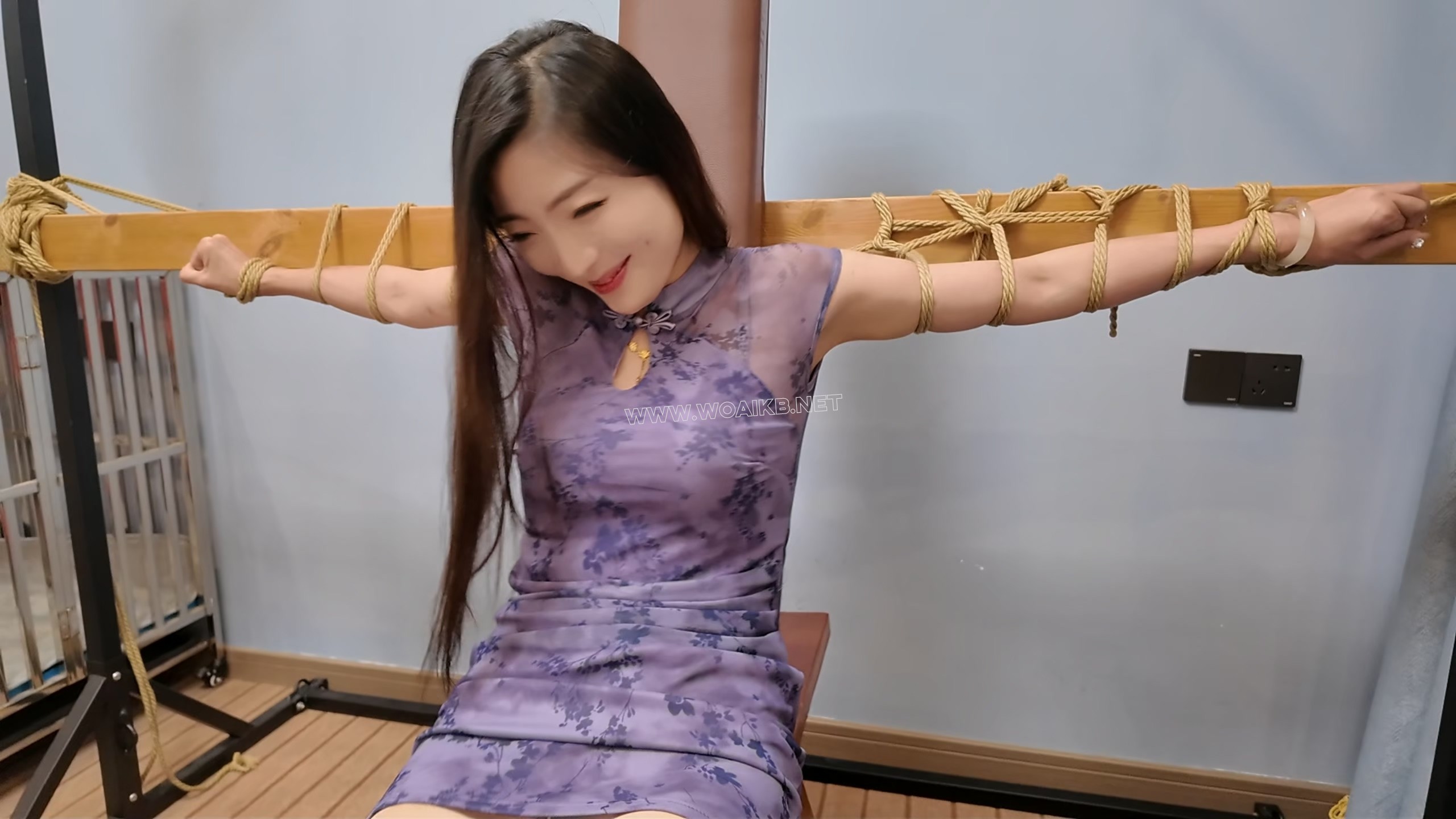 双女互挠之佳佳与小白 预览图 2