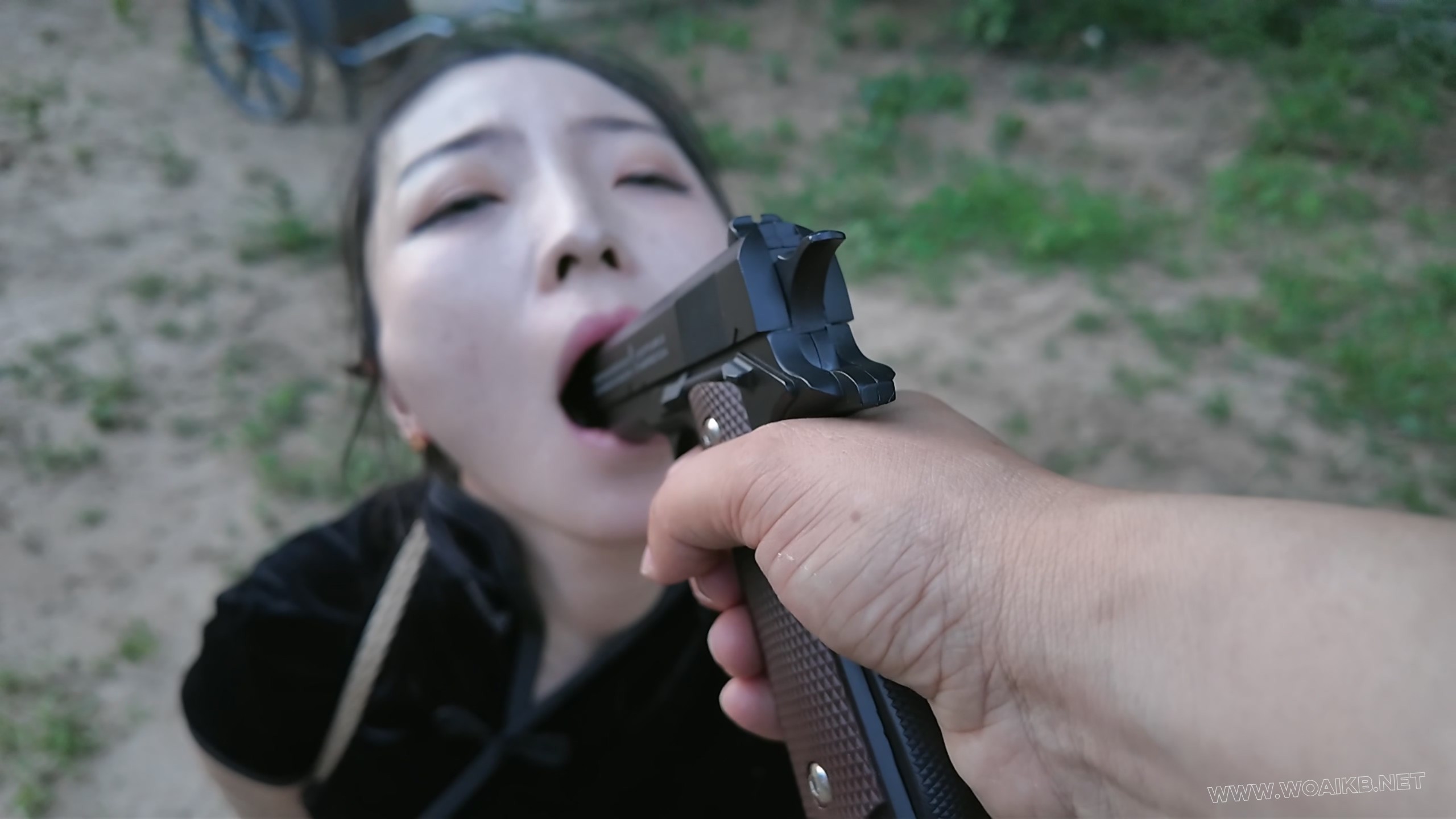 枪决罪犯佳佳 预览图 21