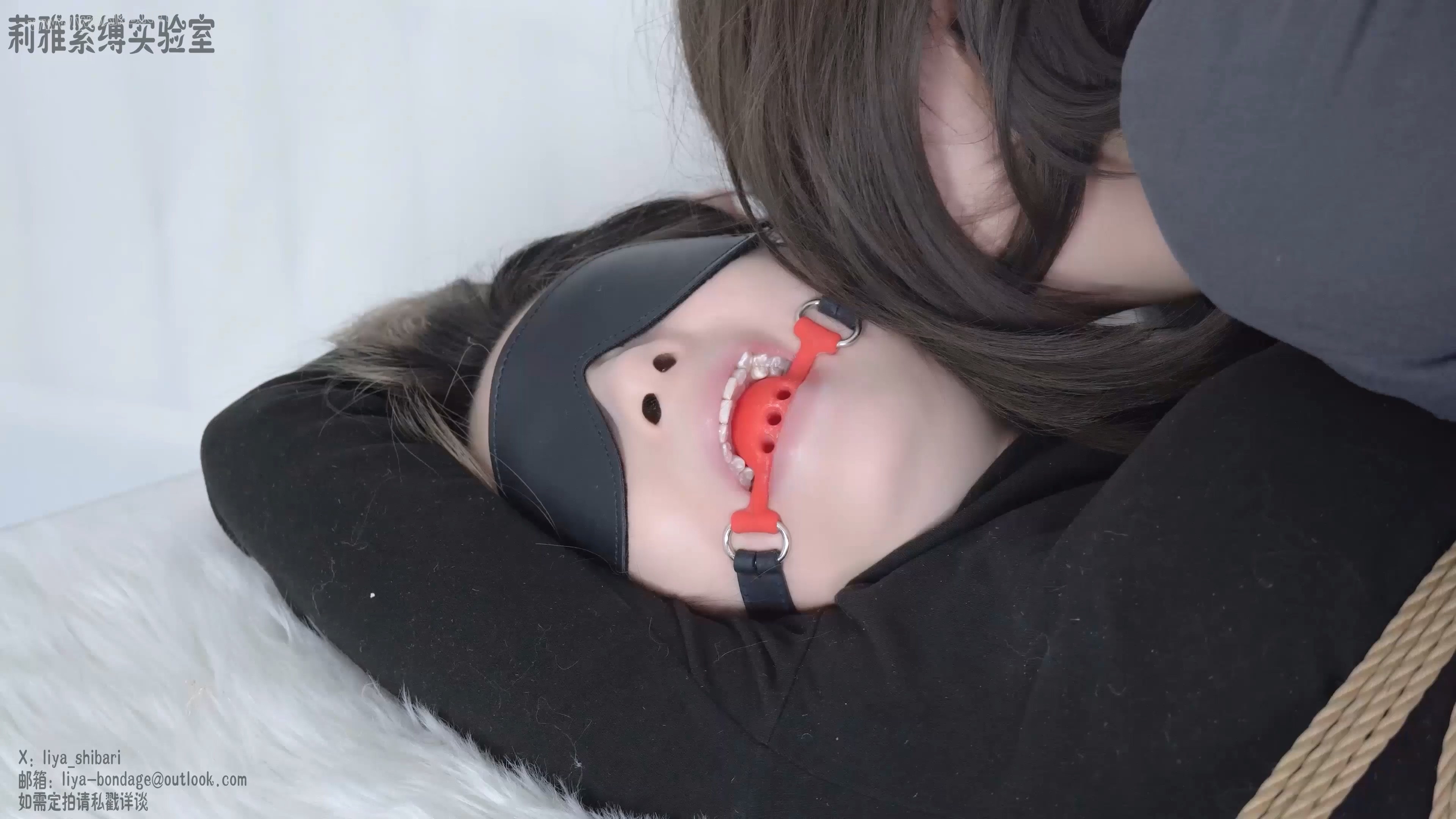 女王遭反杀 微剧情反杀紧缚昏迷TK丝袜堵嘴口球眼罩棒子强膏黑丝白丝肉丝 预览图 16