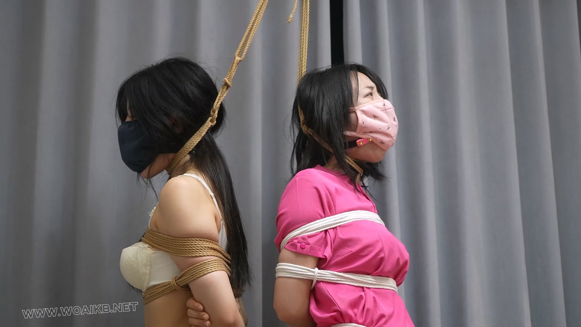 《外卖绑架案》下，小0和嗷嗷双双遭遇放置捆绑惩罚（片尾有采访） 预览图 9