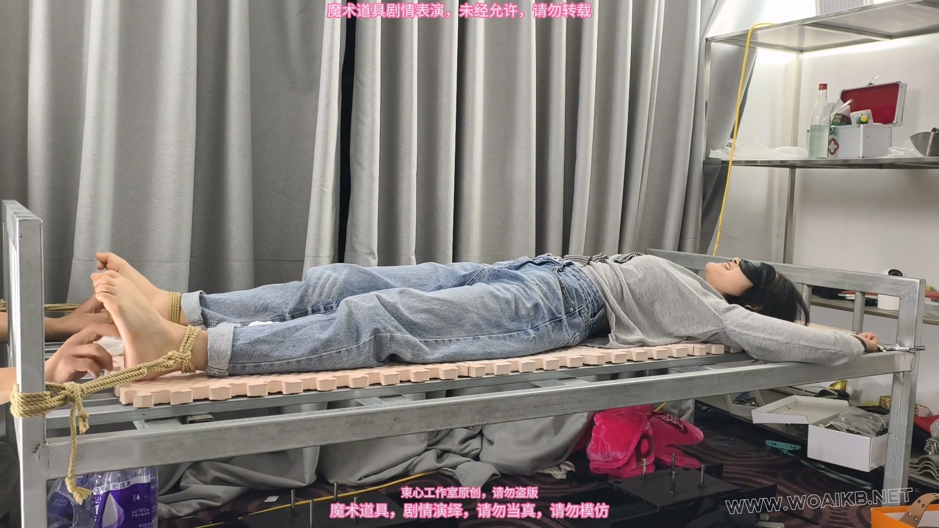 月月 床上禁锢四肢TKTK 预览图 6