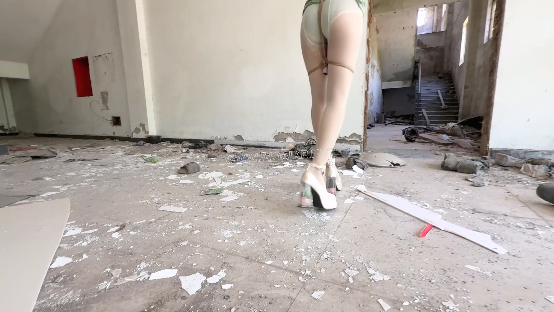 探索新场地户外露出强高 预览图