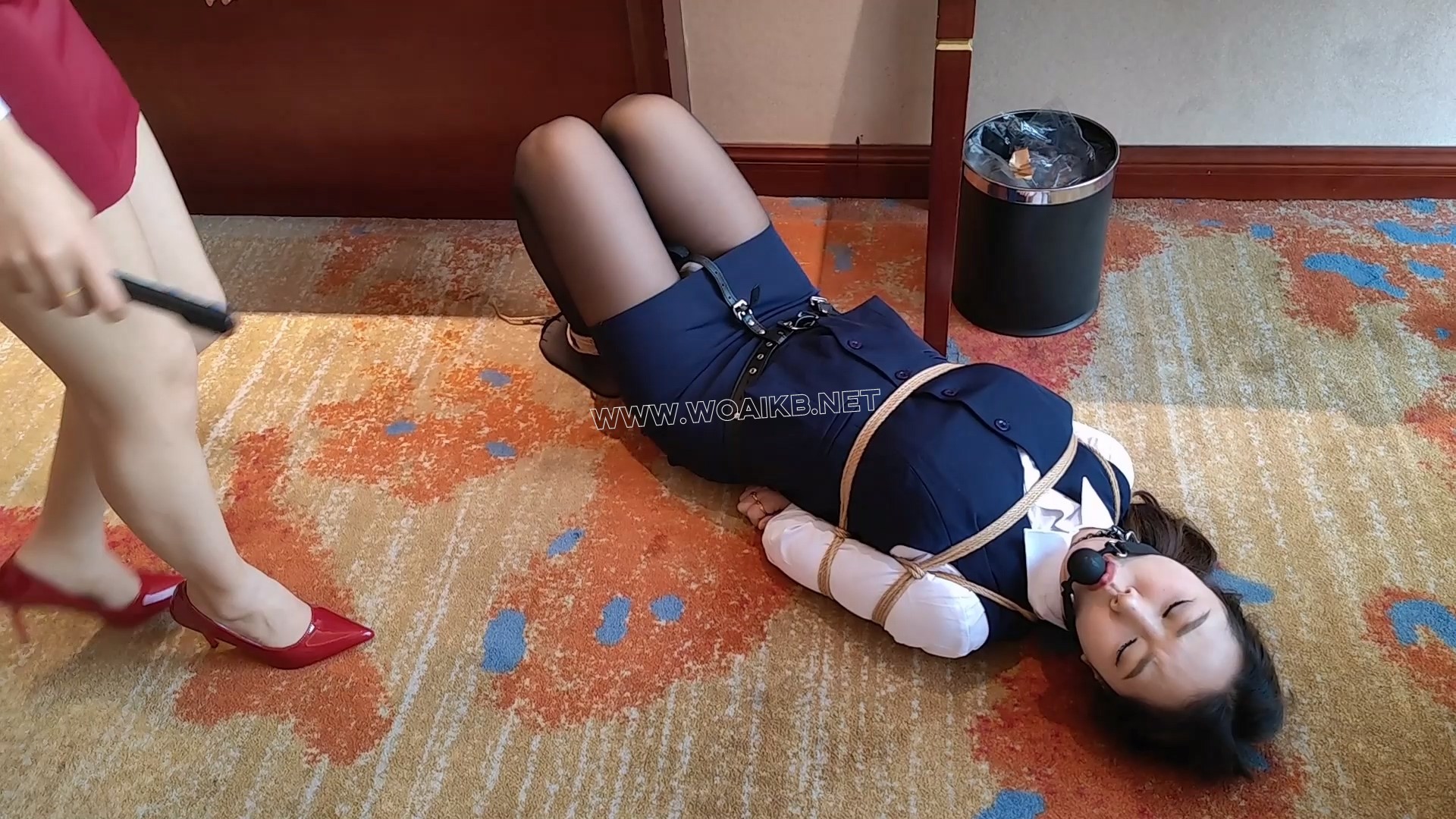 女老板与秘书的游戏 预览图