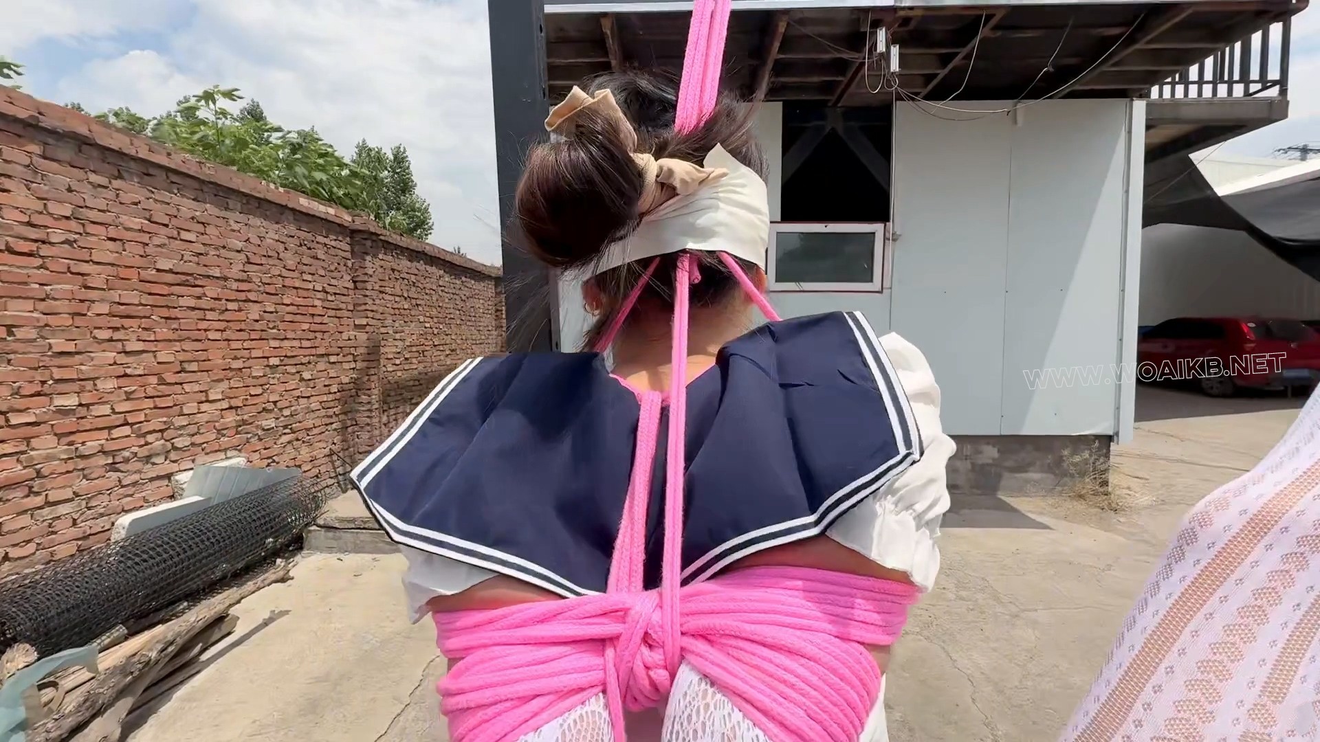 户外调教白丝嫩妹强高 预览图