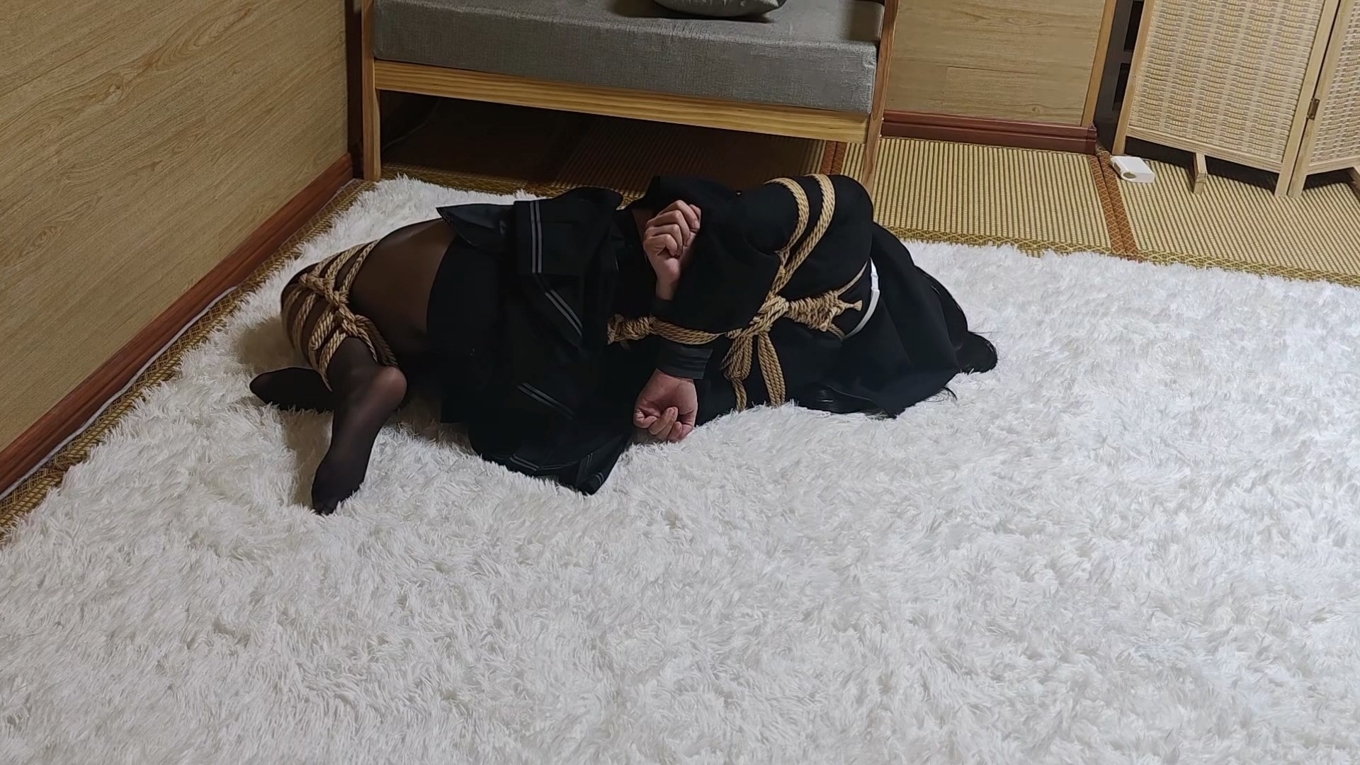【微窒息】【振动棒】【强制高潮】小狐第一次被胶带封住口鼻差点喘不上气 好奇怪的... 预览图